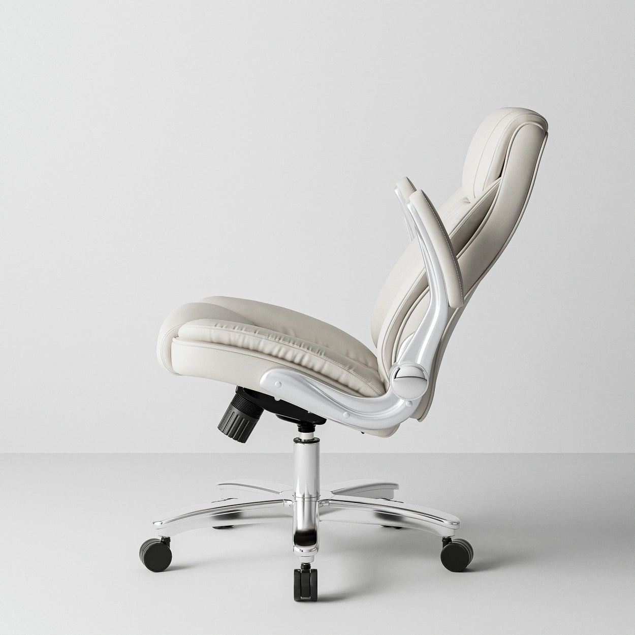 Diamond Tufted Chair